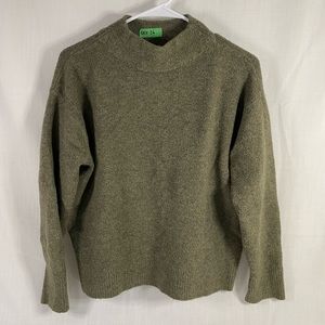 Womens Large Uniqlo Turtle Neck Sweater Green